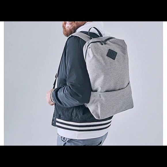 DSW Backpack - Picture 3 of 5